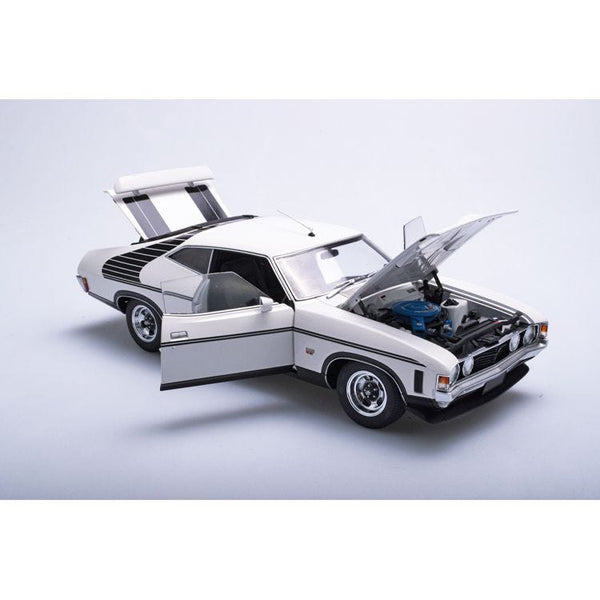 FORD XA FALCON HARDTOP GT McLEOD HORN SPECIAL - ULTRA WHITE