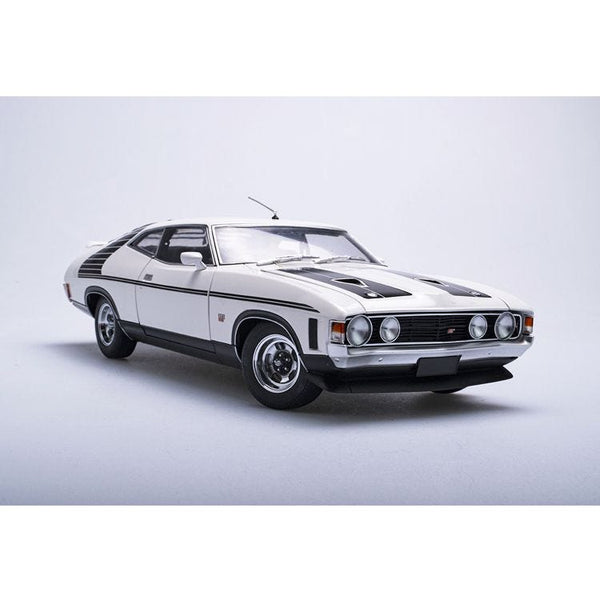 FORD XA FALCON HARDTOP GT McLEOD HORN SPECIAL - ULTRA WHITE